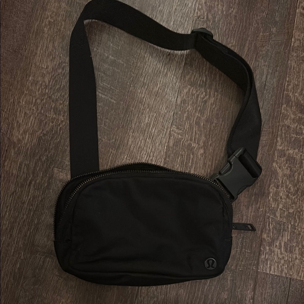 lululemon athletica Black Men's Crossbody Bag